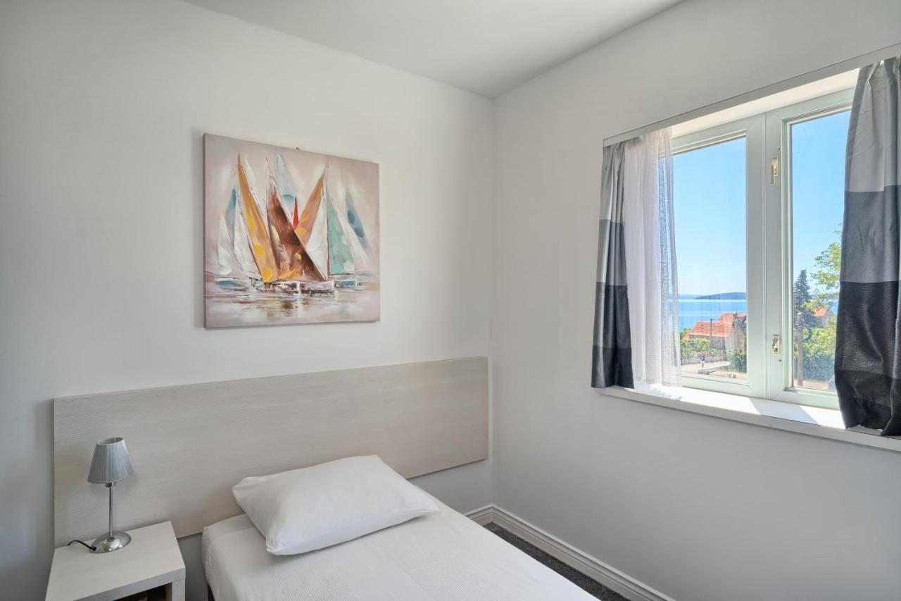 Hotel Aqua - Guest Rooms & Suites Kaštela Exteriér fotografie